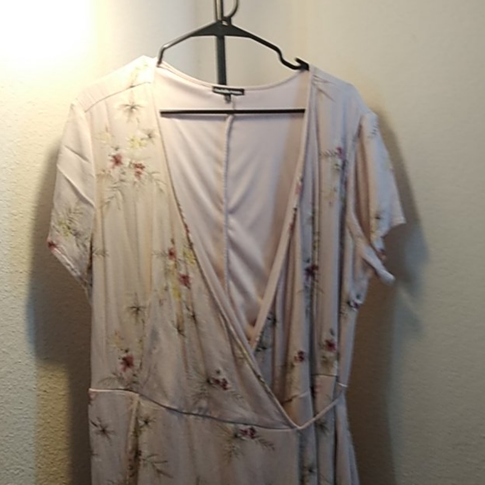 Mini dress or can be used with leggings underneath